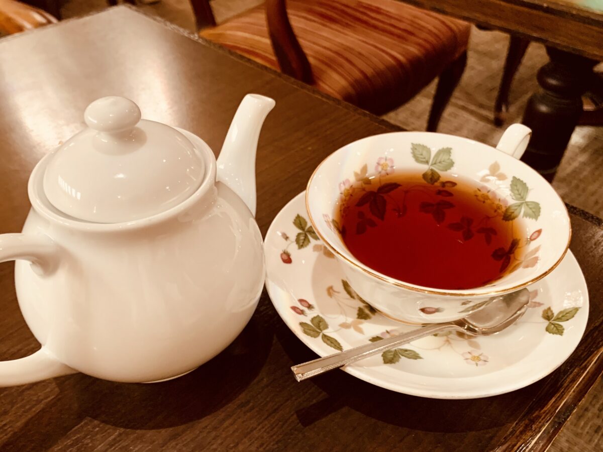 アダムスピーク紅茶の味わい: 豊かな香りと独特の風味